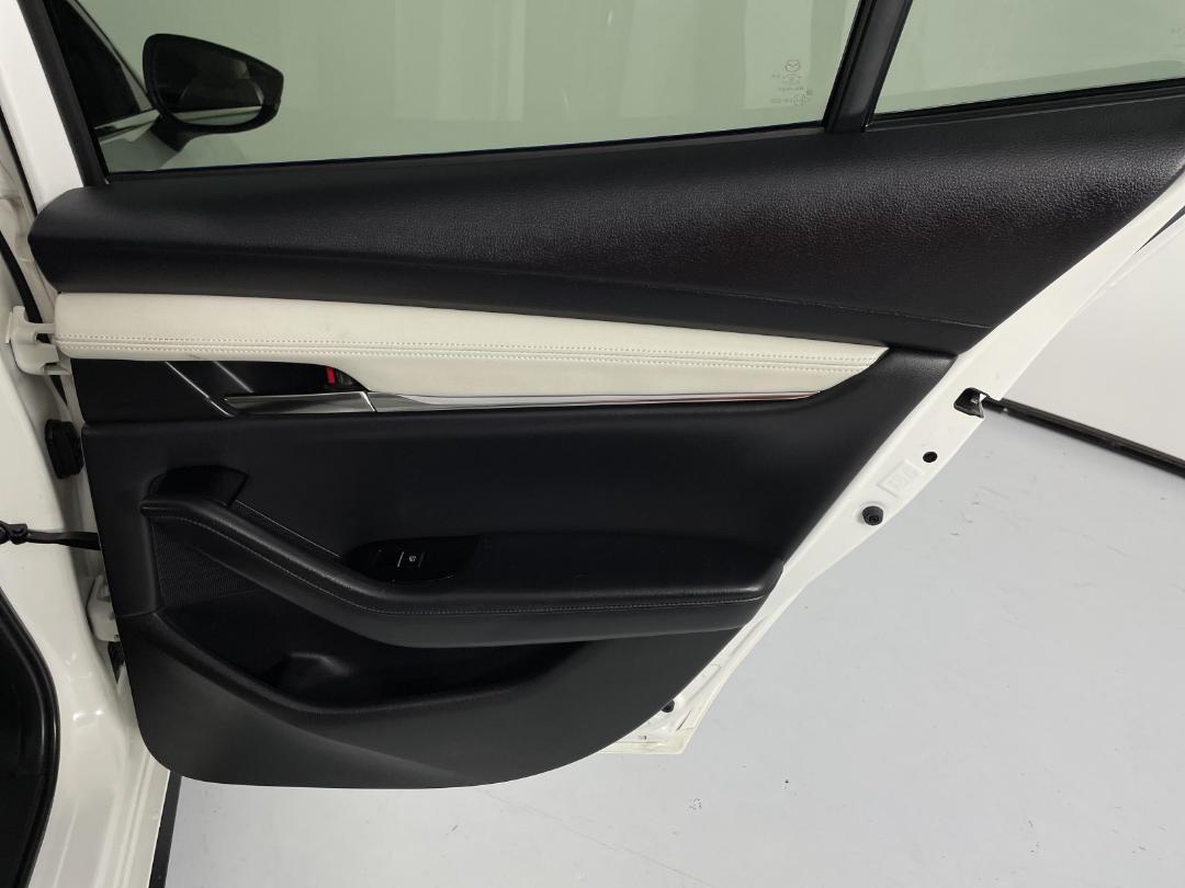 Photo '19' of Mazda Mazda3 Photo '19' of Mazda Mazda3