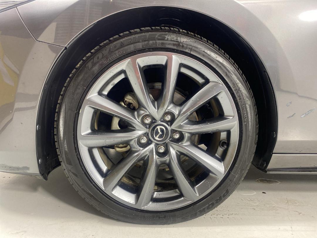 Photo '10' of Mazda Mazda3