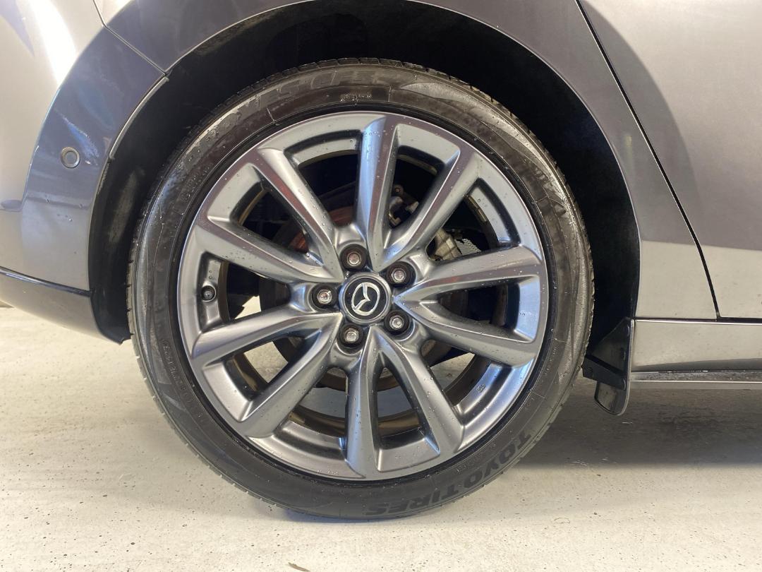 Photo '12' of Mazda Mazda3