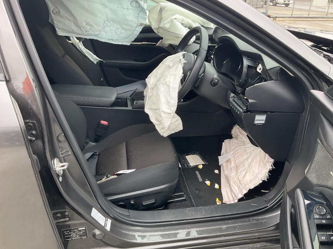 Photo '20' of Mazda Mazda3 Photo '20' of Mazda Mazda3