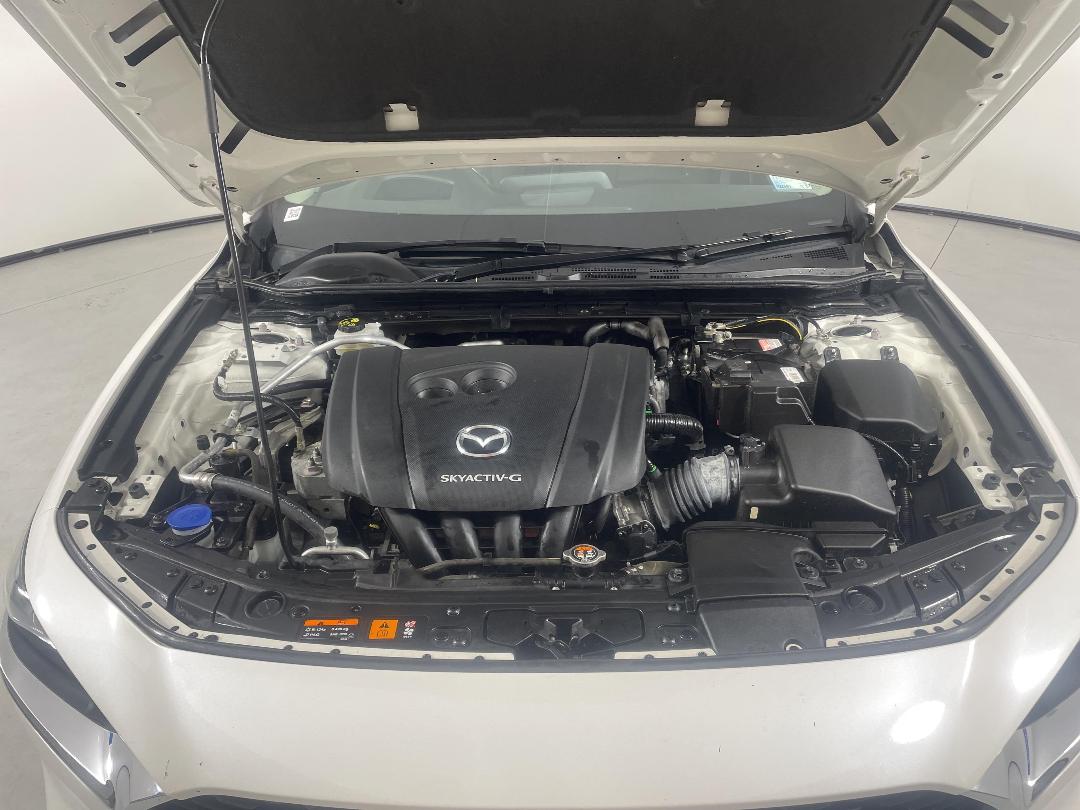 Photo '13' of Mazda Mazda3