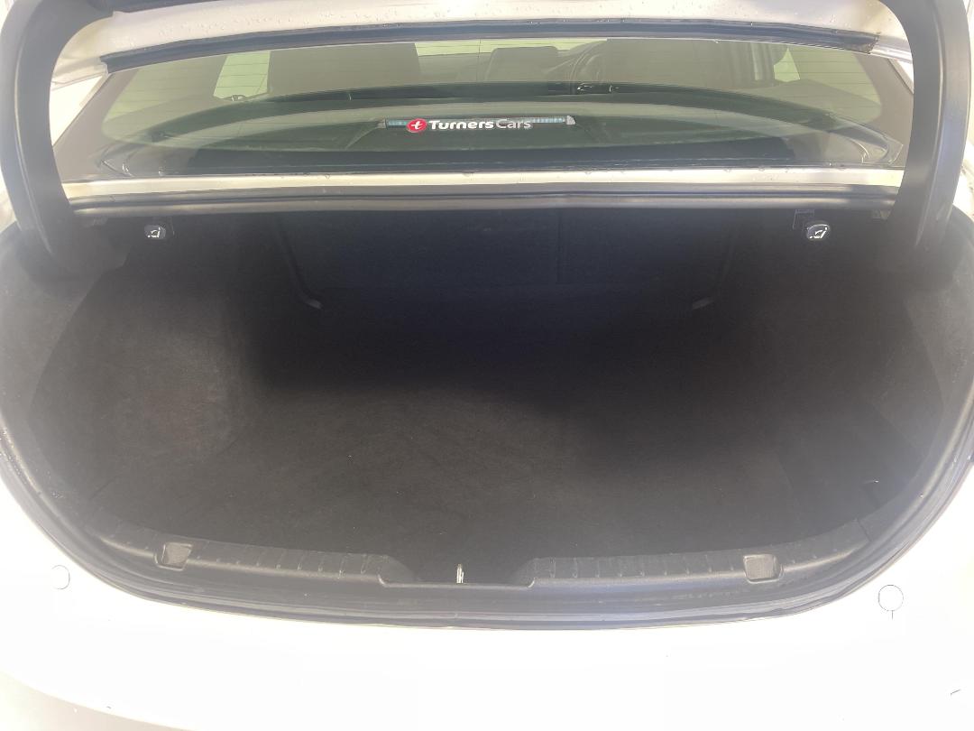 Photo '14' of Mazda Mazda3