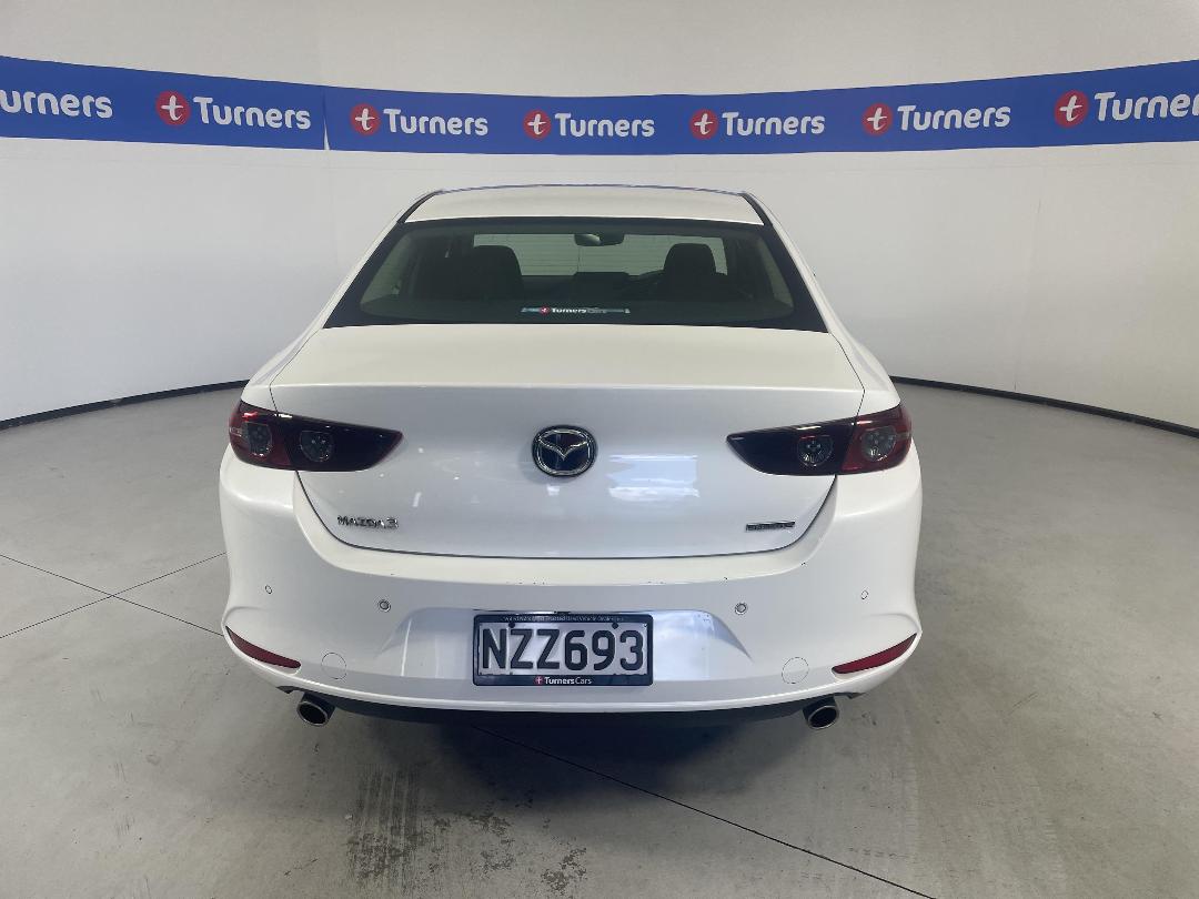 Photo '6' of Mazda Mazda3