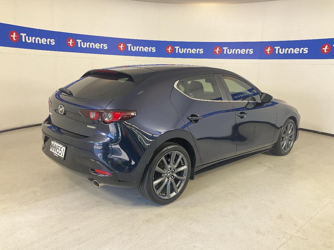 Photo '7' of Mazda Mazda3 Photo '7' of Mazda Mazda3