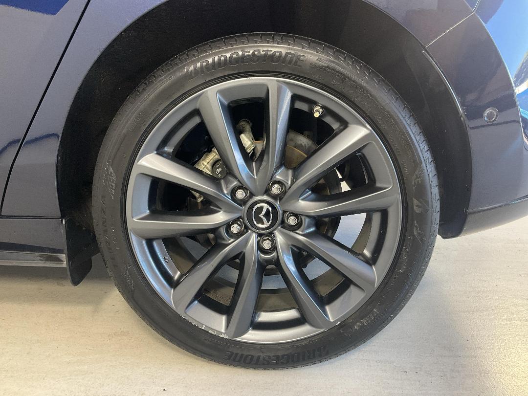 Photo '11' of Mazda Mazda3 Photo '11' of Mazda Mazda3