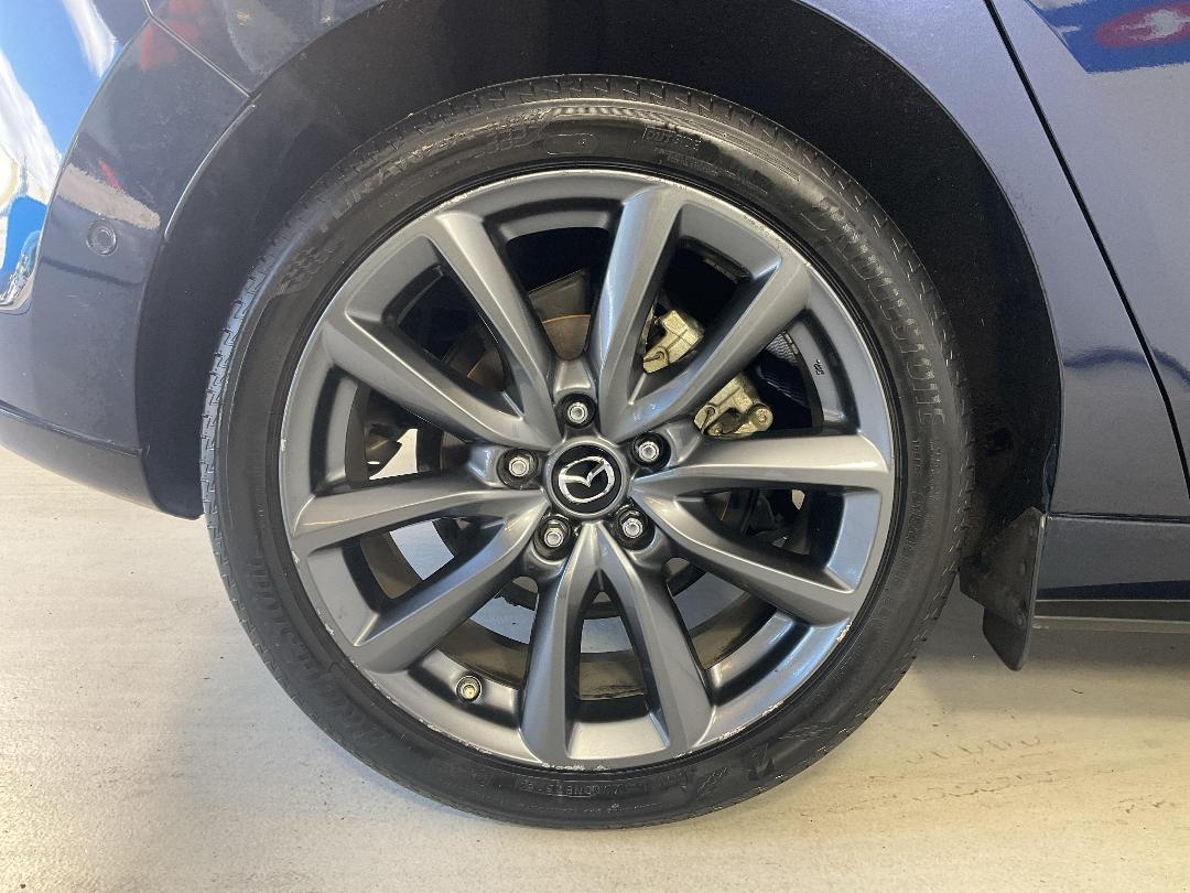 Photo '12' of Mazda Mazda3 Photo '12' of Mazda Mazda3