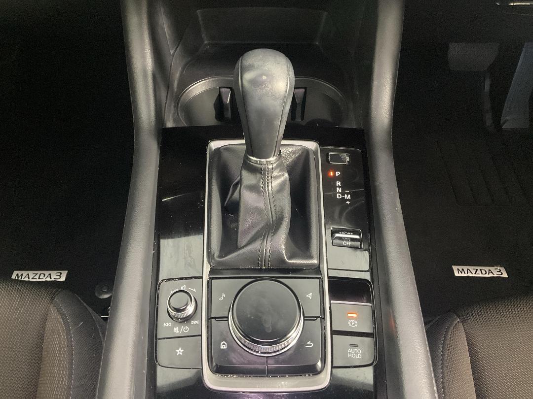 Photo '18' of Mazda Mazda3 Photo '18' of Mazda Mazda3