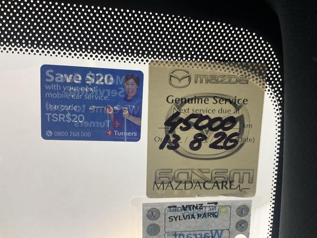 Photo '24' of Mazda Mazda3 Photo '24' of Mazda Mazda3