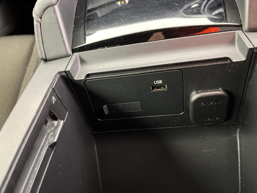 Photo '27' of Mazda Mazda3 Photo '27' of Mazda Mazda3