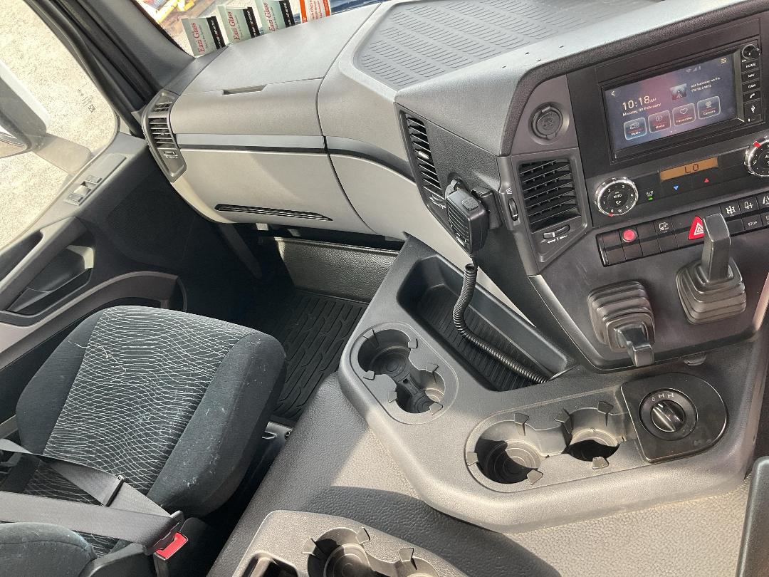 Photo '24' of Mercedes-Benz Actros 2643 LS 6 X 4 Tractor Unit