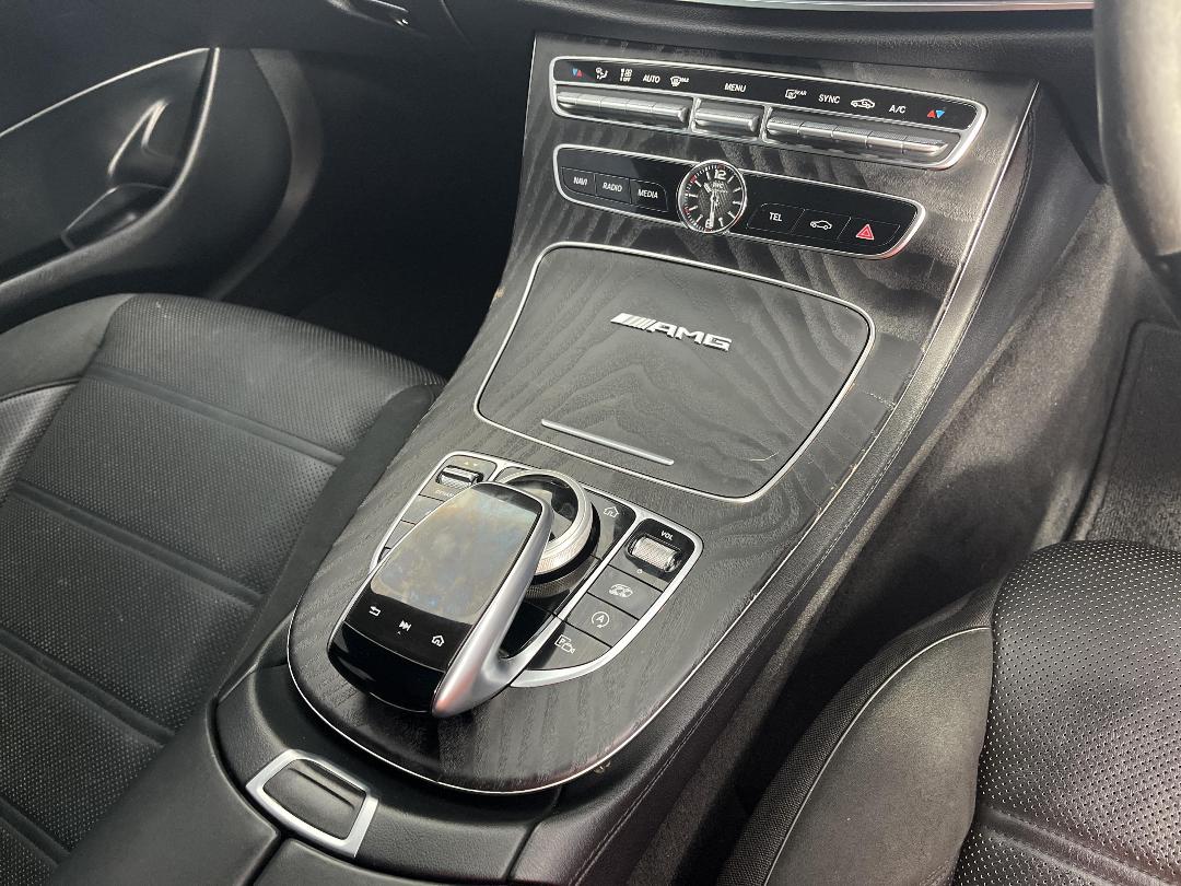 Photo '18' of Mercedes-Benz E63 Photo '18' of Mercedes-Benz E63