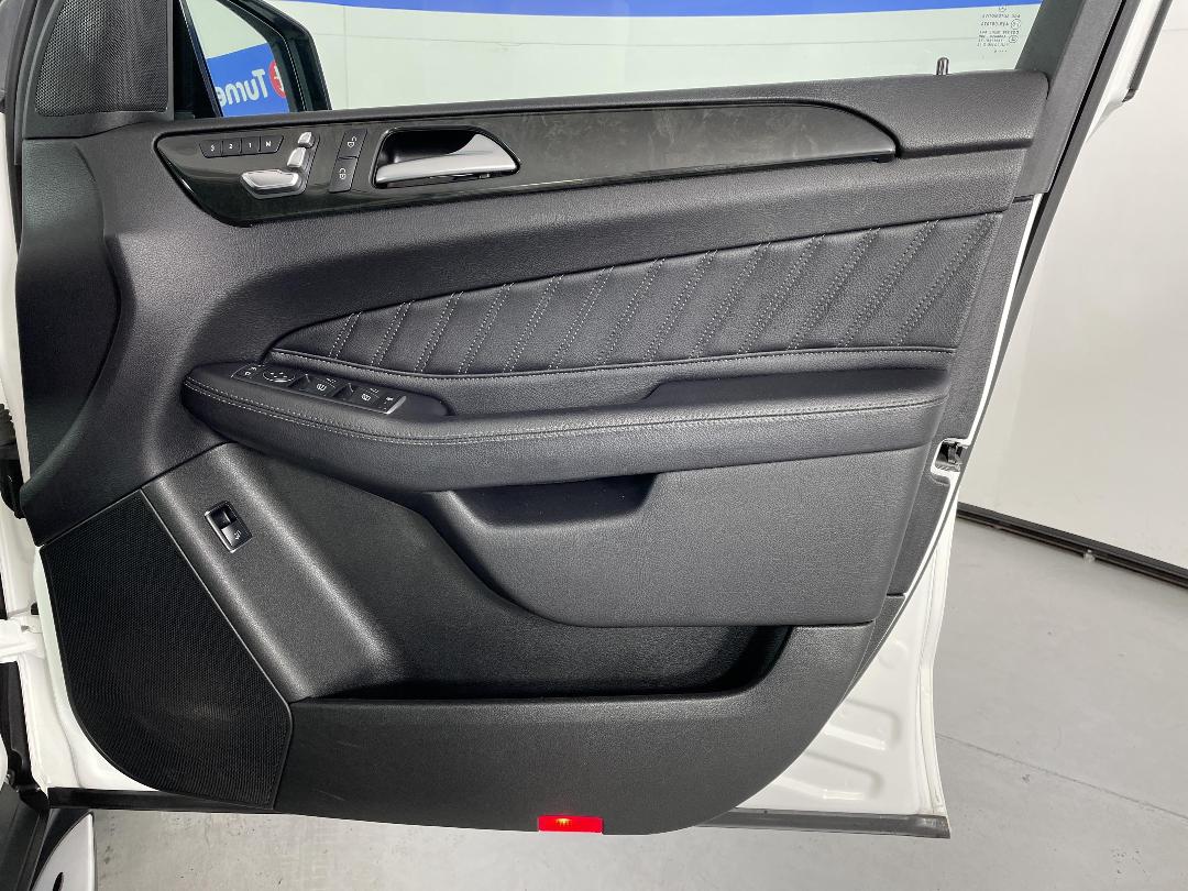 Photo '15' of Mercedes-Benz GLE 350 D 4Matic