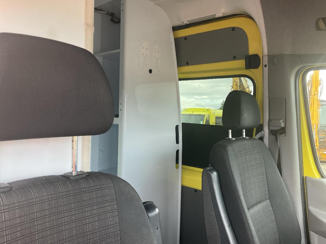 Photo '14' of Mercedes-Benz Sprinter 319 VAN MWB 3.88T Ambulance