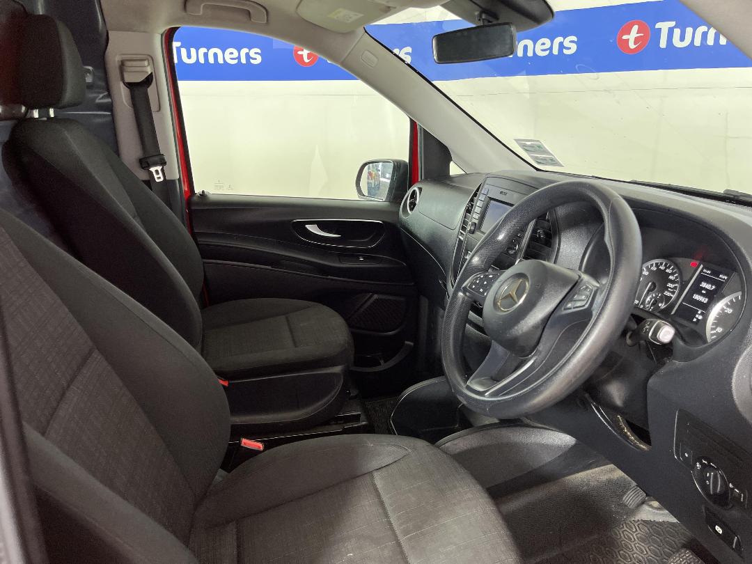 Photo '16' of Mercedes-Benz Vito