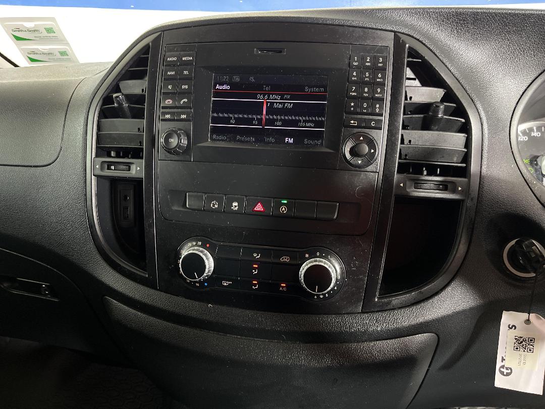 Photo '18' of Mercedes-Benz Vito