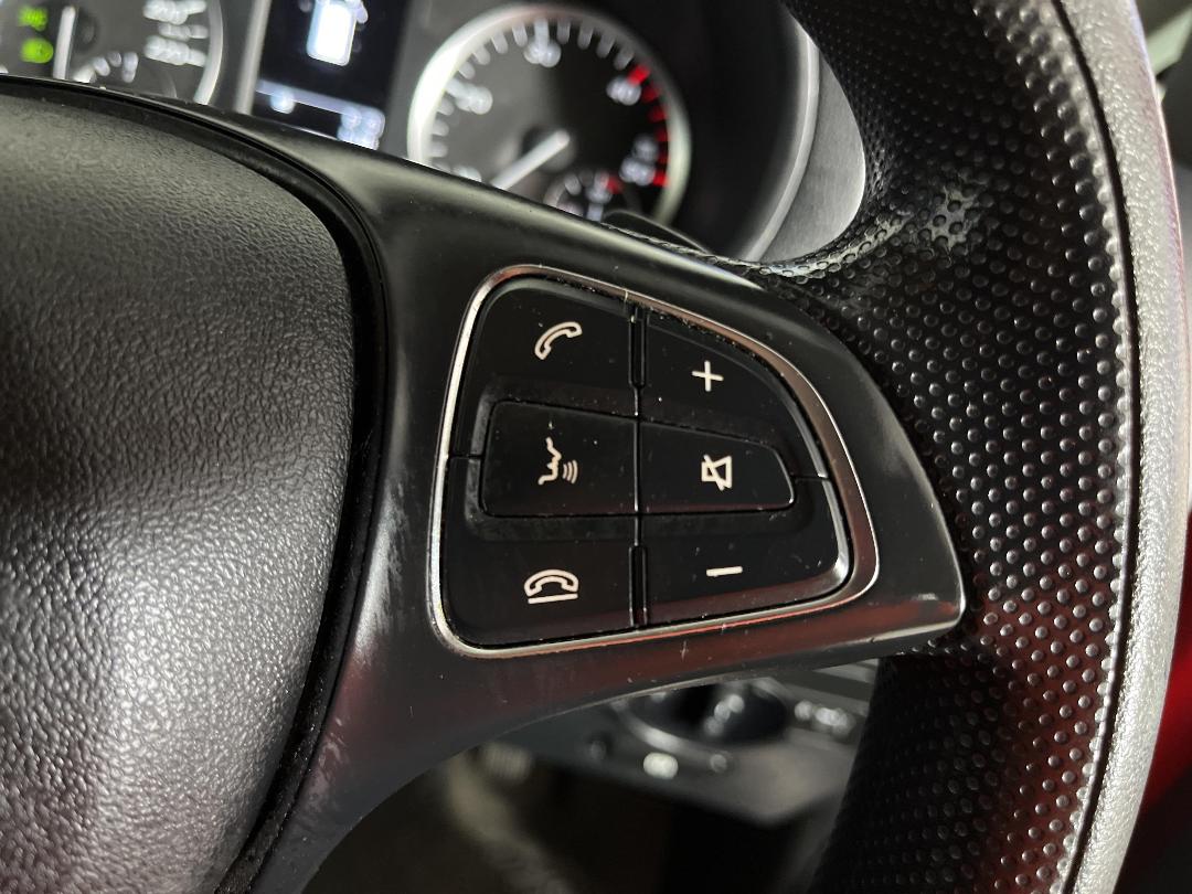 Photo '23' of Mercedes-Benz Vito