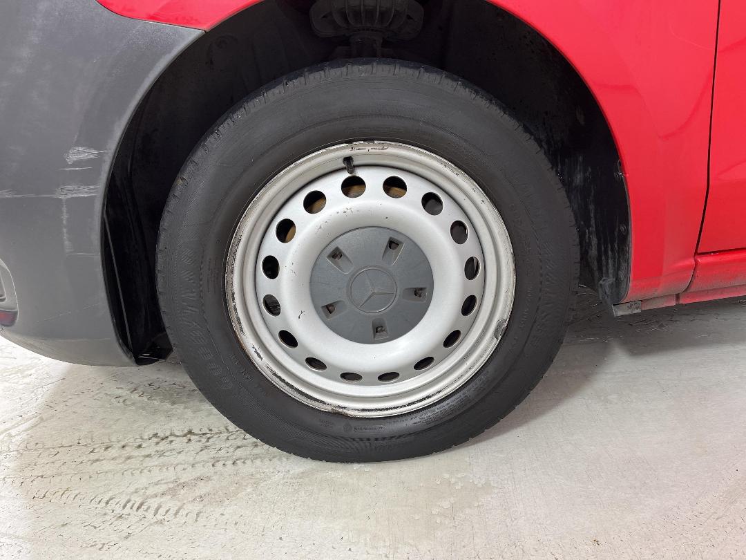 Photo '10' of Mercedes-Benz Vito