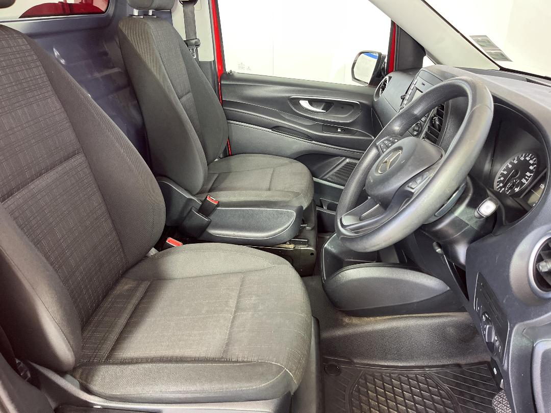 Photo '16' of Mercedes-Benz Vito