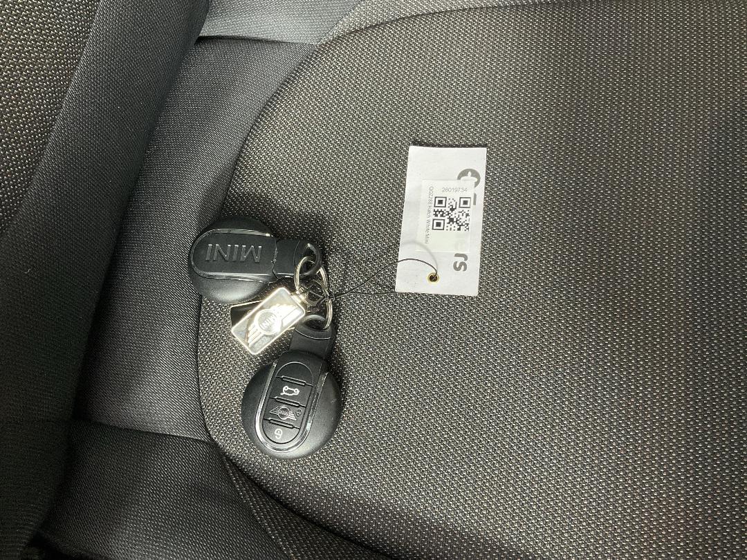 Photo '21' of Mini Hatch Photo '21' of Mini Hatch