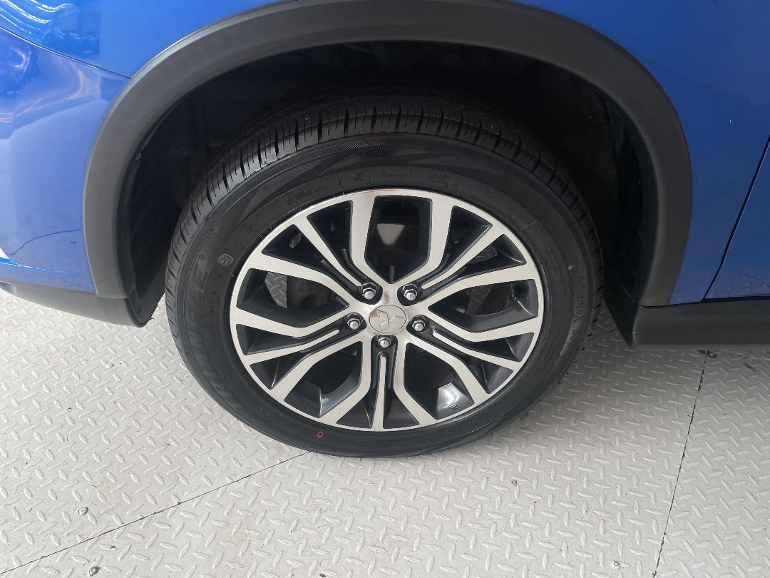 Photo '10' of Mitsubishi ASX