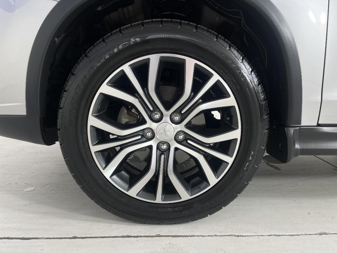 Photo '10' of Mitsubishi ASX