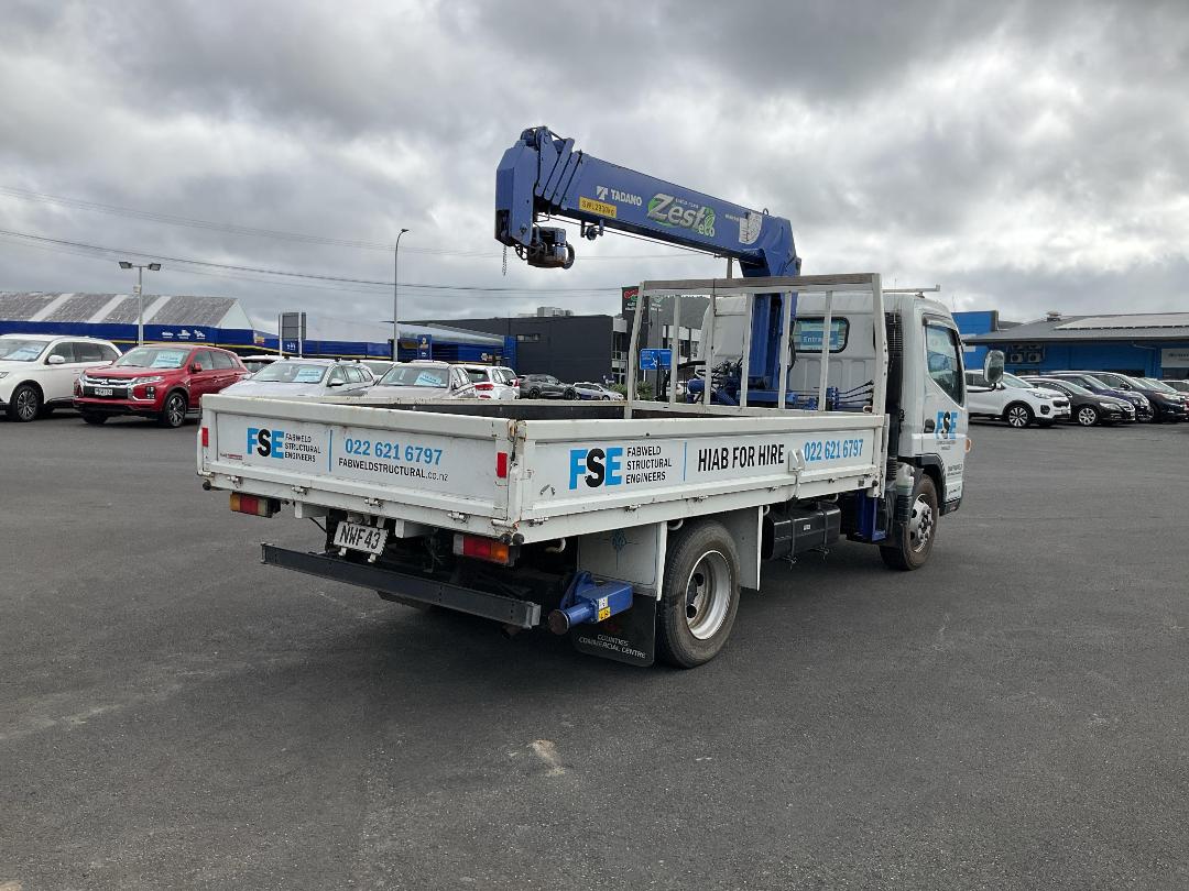 Photo '4' of Mitsubishi Canter Flat Deck Crane