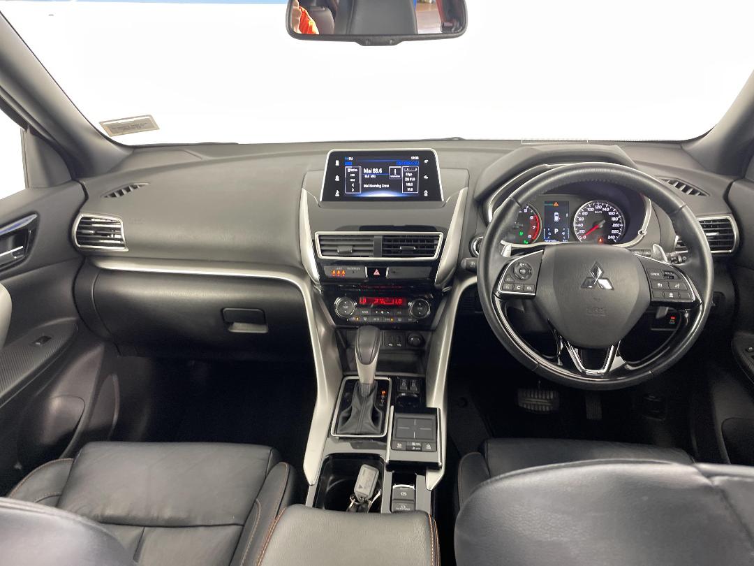 Photo '17' of Mitsubishi Eclipse Cross Photo '17' of Mitsubishi Eclipse Cross