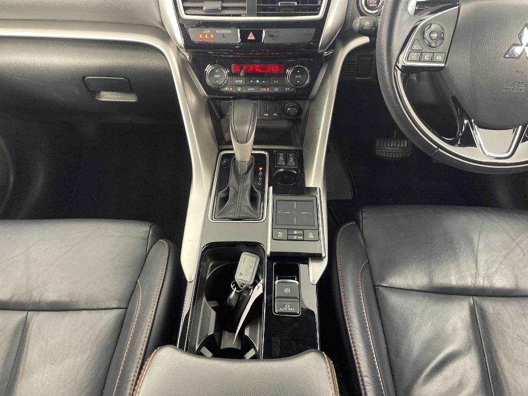 Photo '18' of Mitsubishi Eclipse Cross Photo '18' of Mitsubishi Eclipse Cross