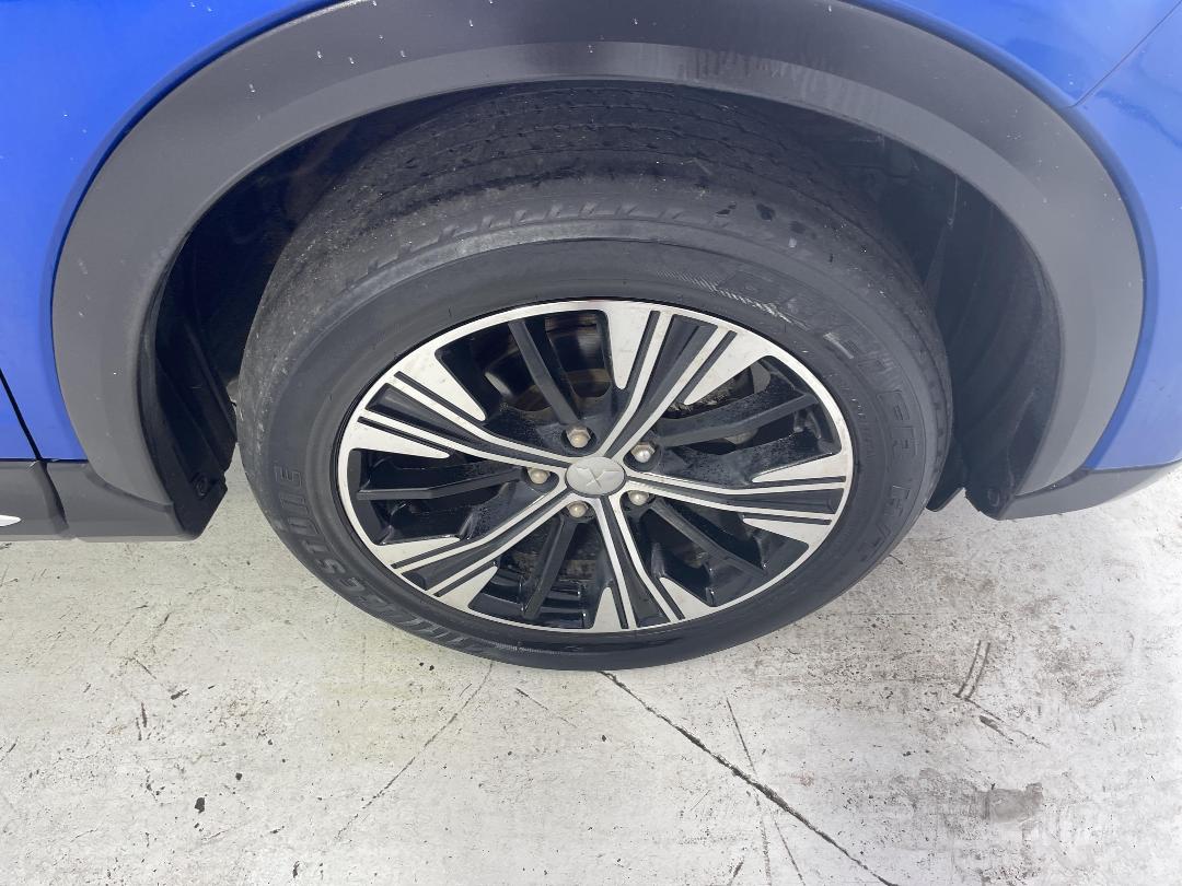 Photo '9' of Mitsubishi Eclipse Cross