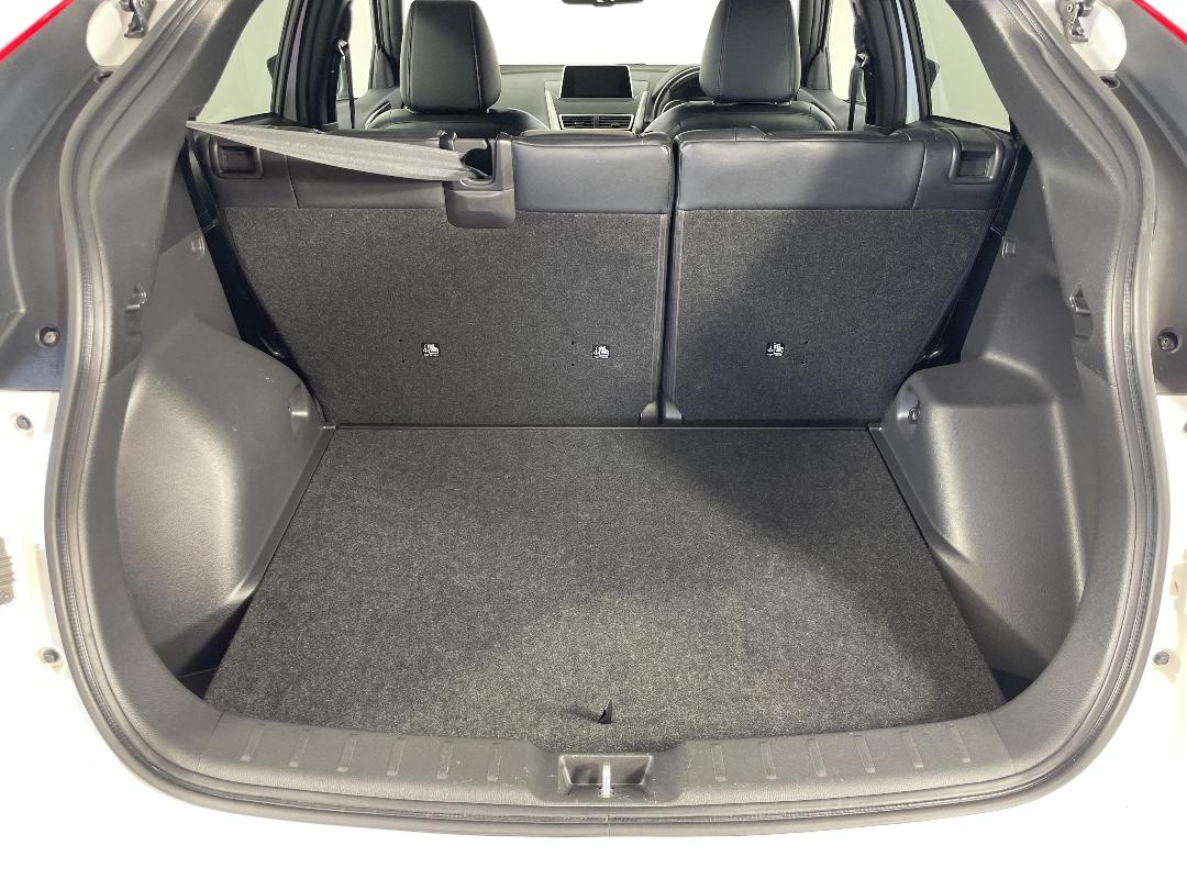 Photo '14' of Mitsubishi Eclipse Cross