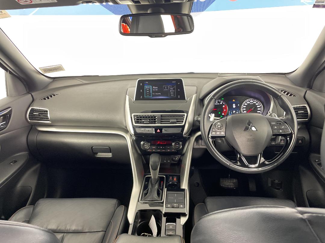 Photo '17' of Mitsubishi Eclipse Cross