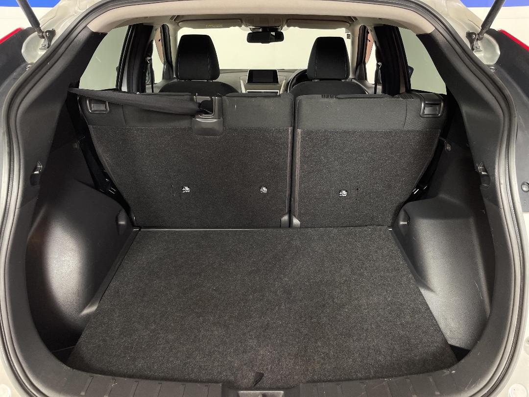 Photo '14' of Mitsubishi Eclipse Cross