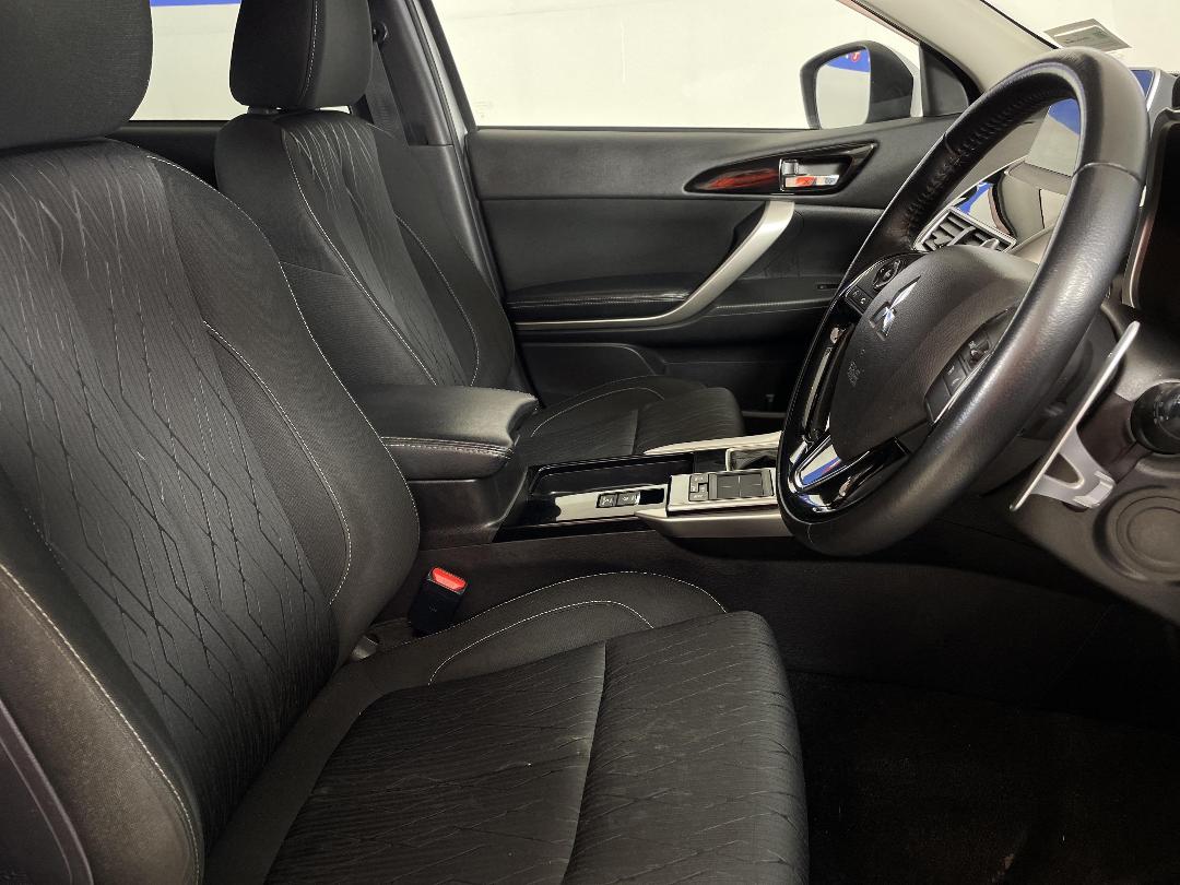 Photo '16' of Mitsubishi Eclipse Cross