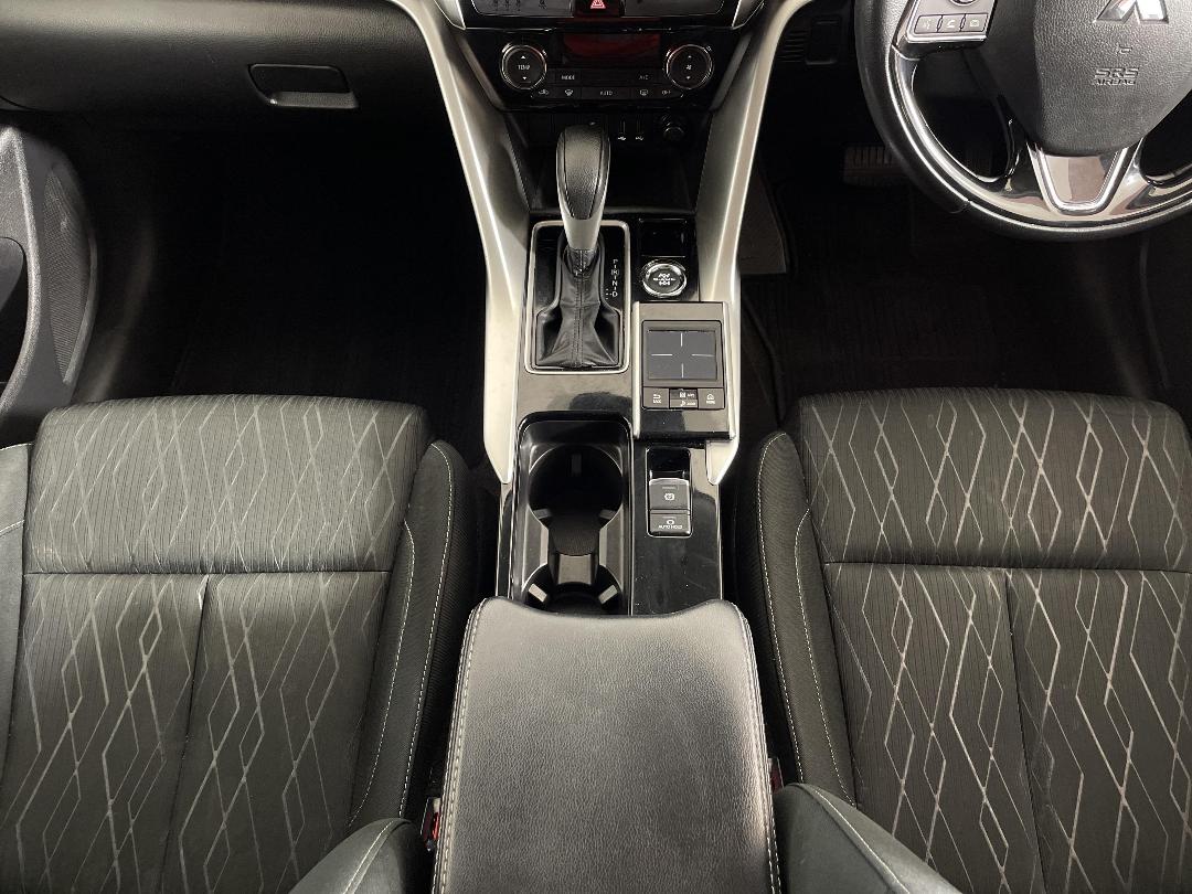 Photo '18' of Mitsubishi Eclipse Cross