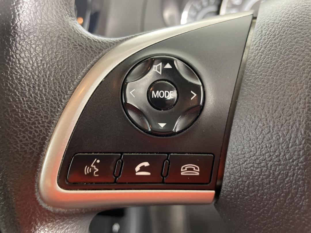 Photo '23' of Mitsubishi Mirage