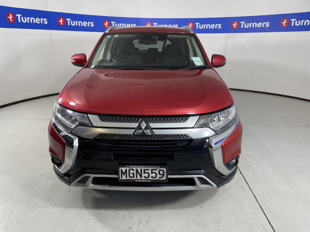 Photo '2' of Mitsubishi Outlander Photo '2' of Mitsubishi Outlander