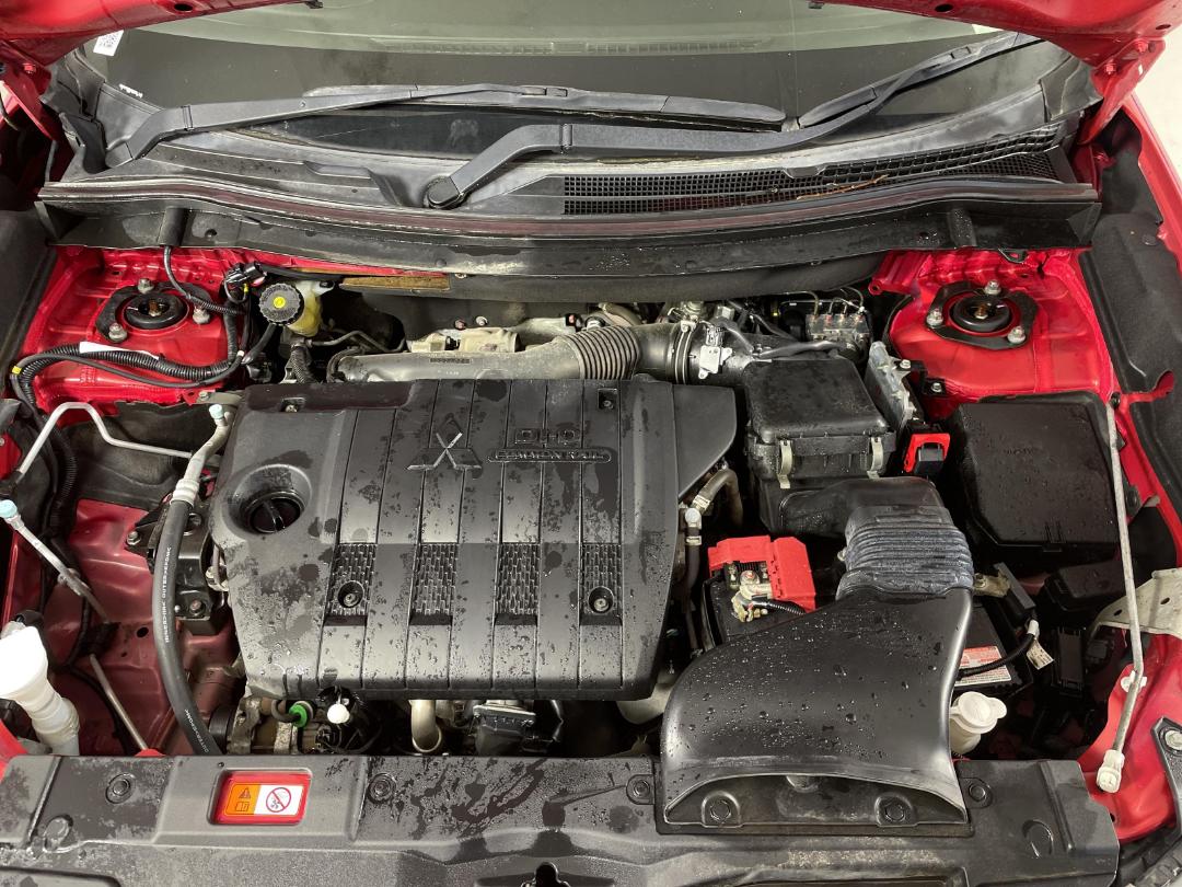 Photo '13' of Mitsubishi Outlander Photo '13' of Mitsubishi Outlander