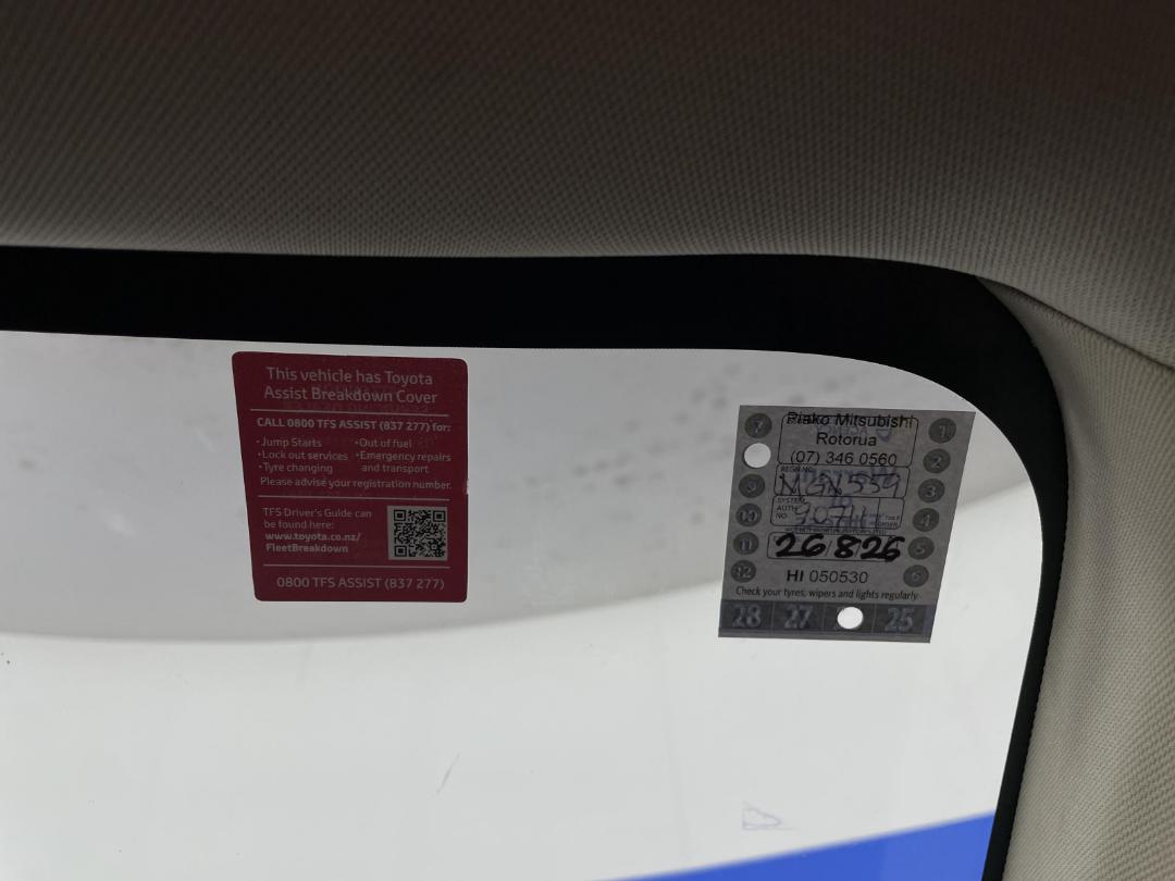 Photo '30' of Mitsubishi Outlander Photo '30' of Mitsubishi Outlander