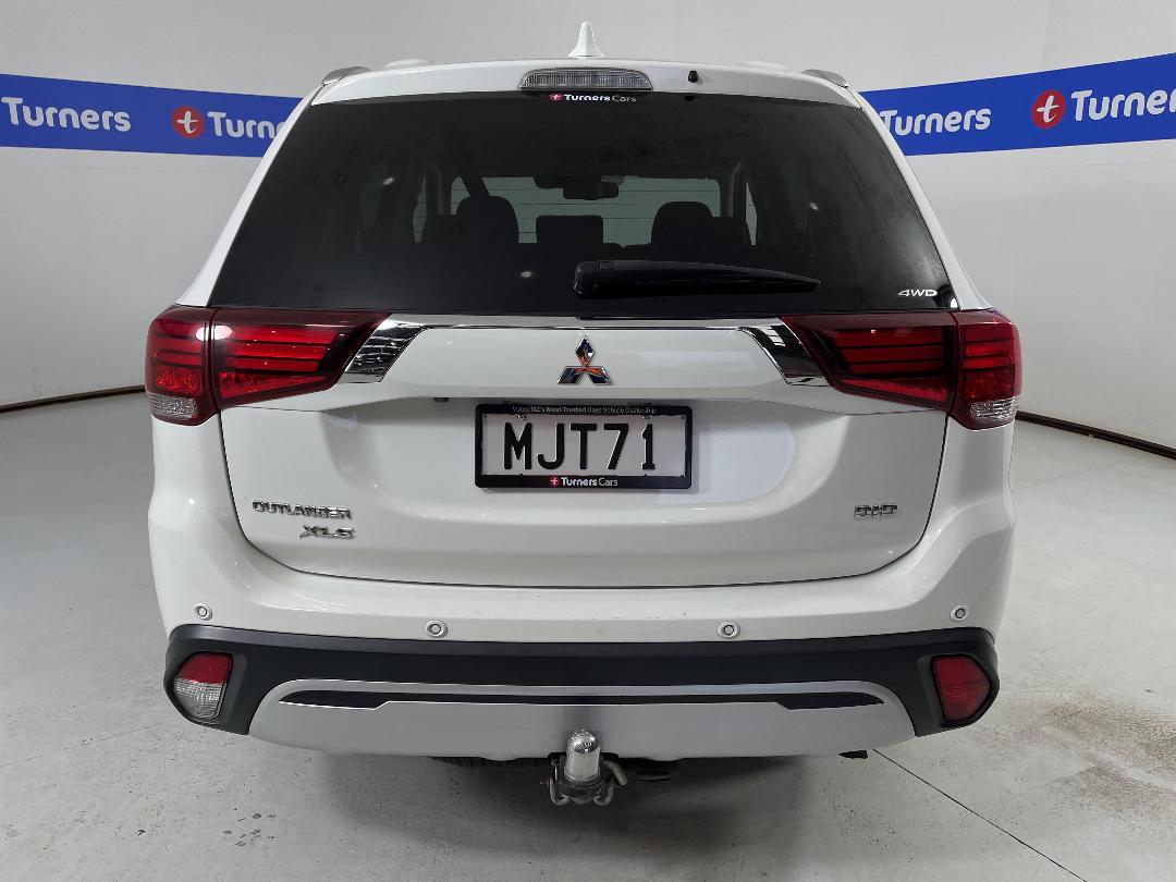 Photo '6' of Mitsubishi Outlander Photo '6' of Mitsubishi Outlander