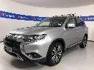 Thumbnail '4' of Mitsubishi Outlander