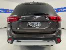 Thumbnail '6' of Mitsubishi Outlander