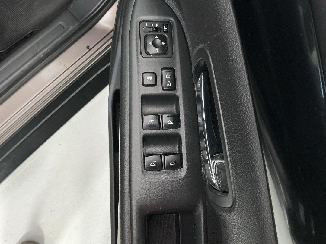 Photo '23' of Mitsubishi Outlander Photo '23' of Mitsubishi Outlander