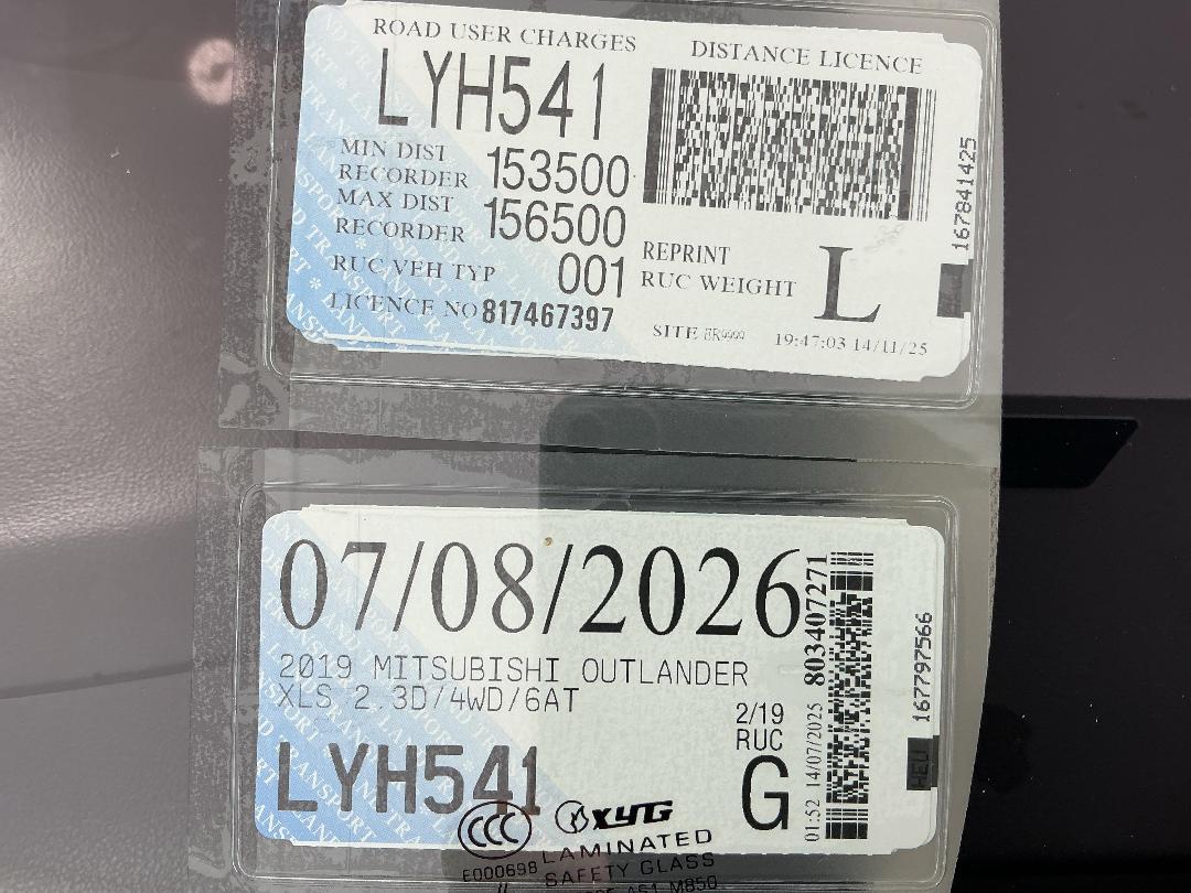 Photo '28' of Mitsubishi Outlander Photo '28' of Mitsubishi Outlander