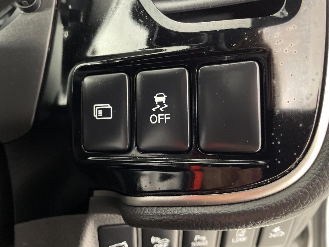 Photo '26' of Mitsubishi Outlander Photo '26' of Mitsubishi Outlander