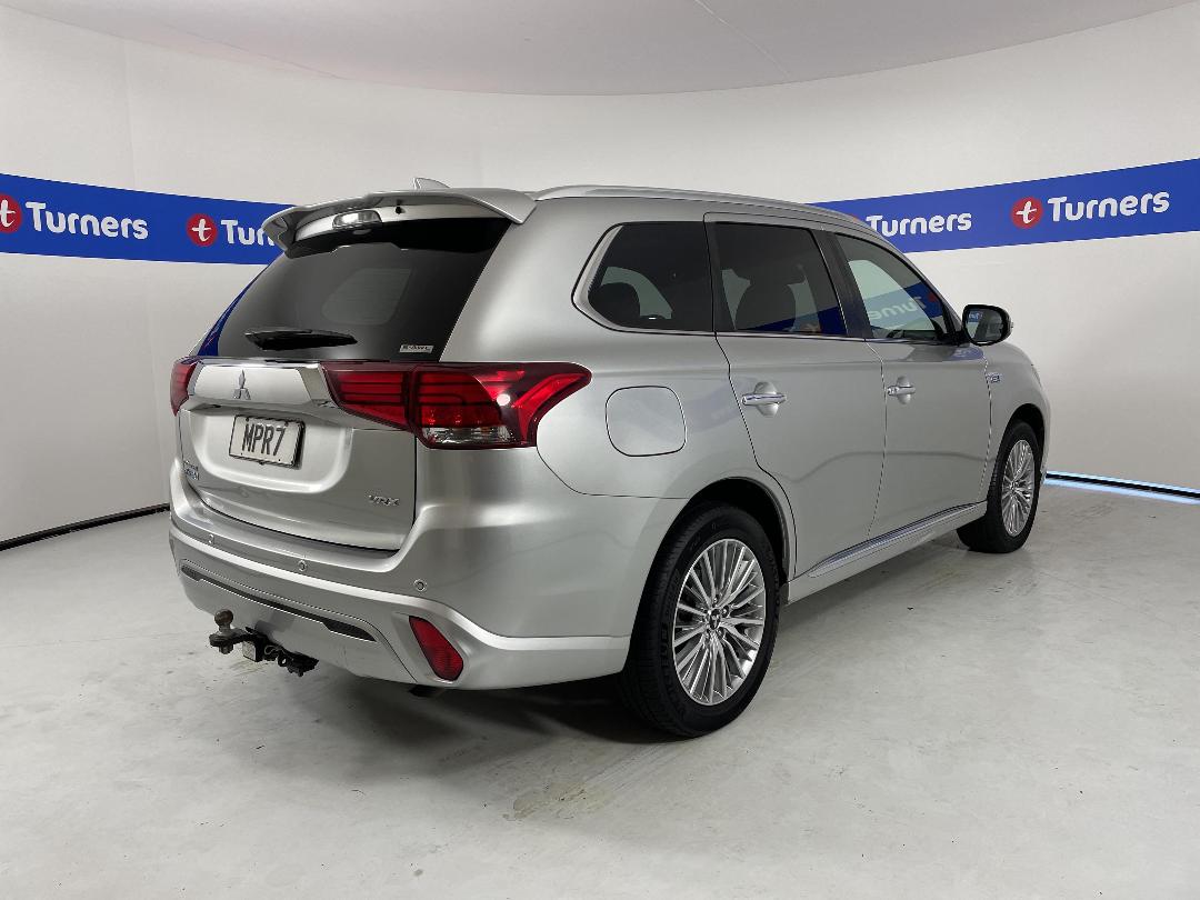 Photo '7' of Mitsubishi Outlander