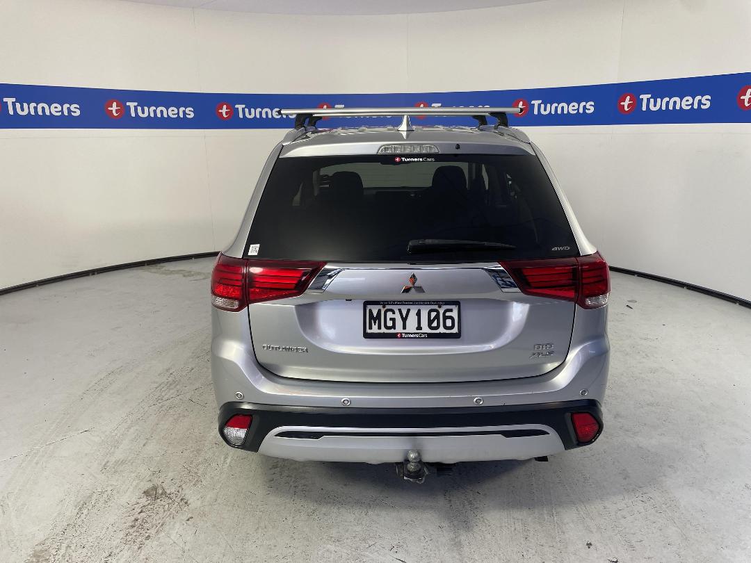 Photo '6' of Mitsubishi Outlander Photo '6' of Mitsubishi Outlander