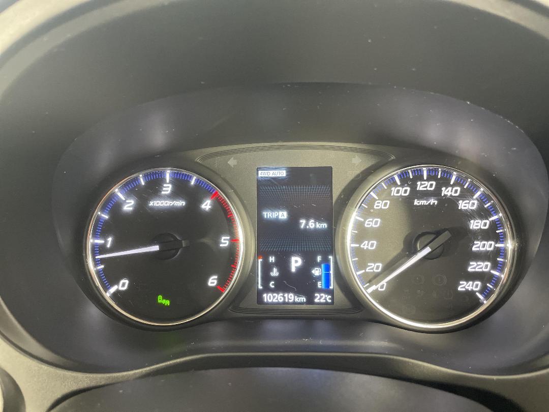 Photo '21' of Mitsubishi Outlander Photo '21' of Mitsubishi Outlander