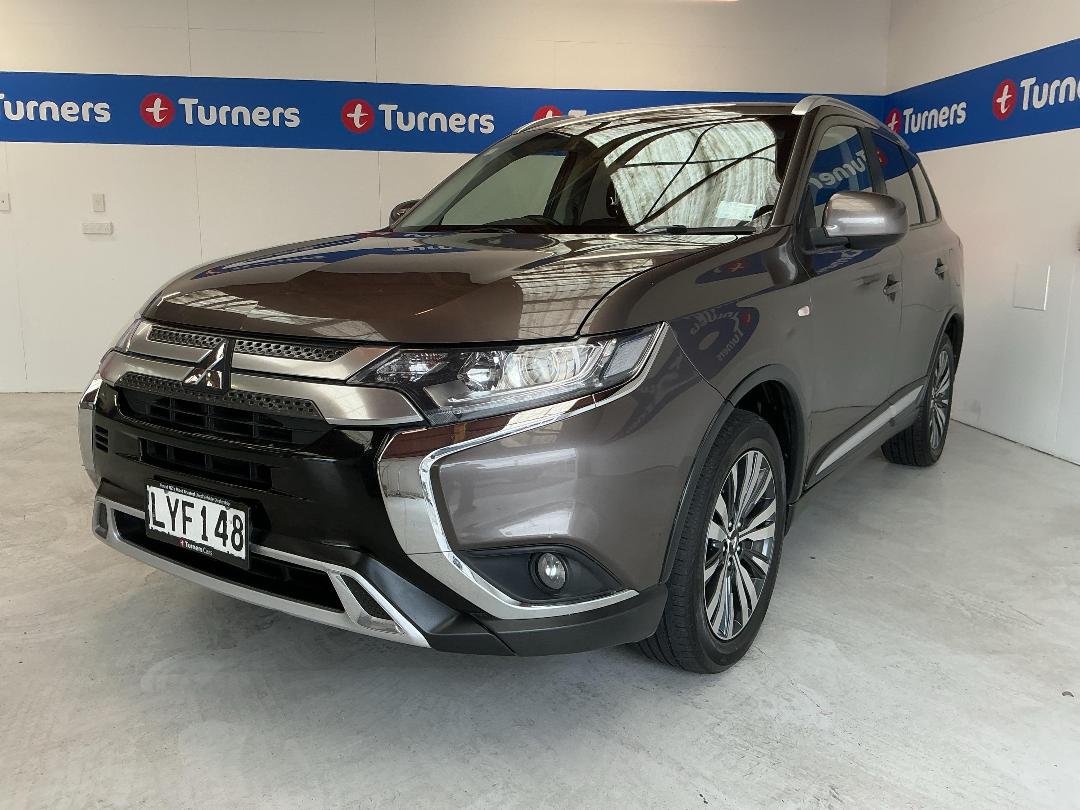 Photo '4' of Mitsubishi Outlander Photo '4' of Mitsubishi Outlander