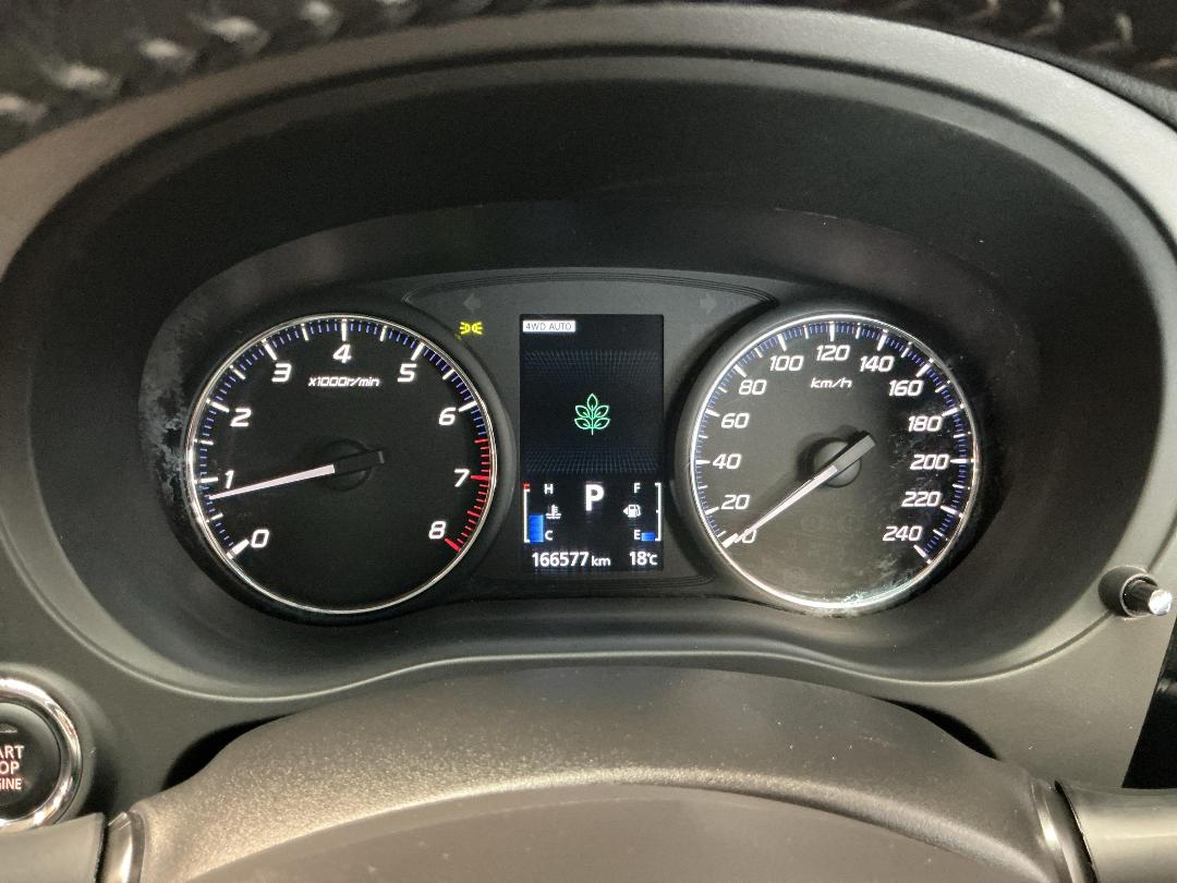 Photo '21' of Mitsubishi Outlander Photo '21' of Mitsubishi Outlander