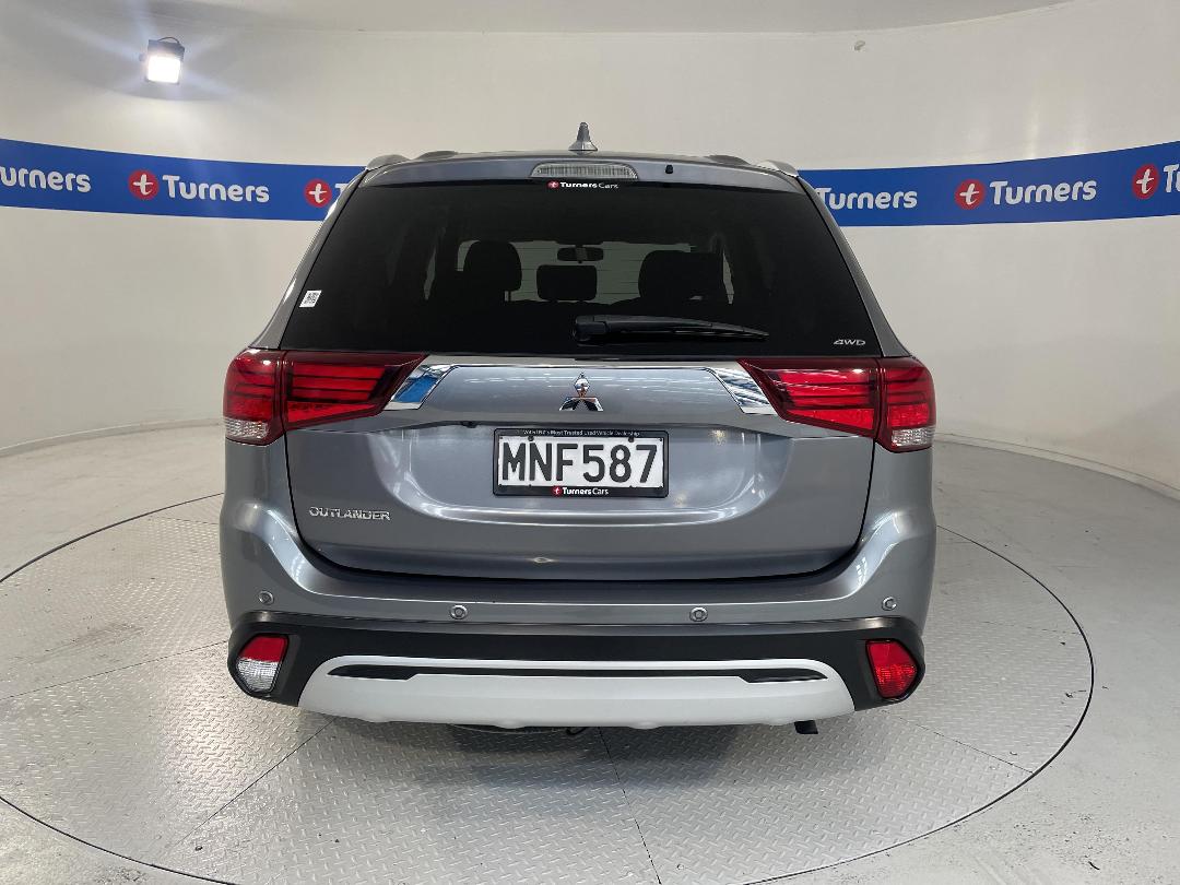 Photo '6' of Mitsubishi Outlander Photo '6' of Mitsubishi Outlander